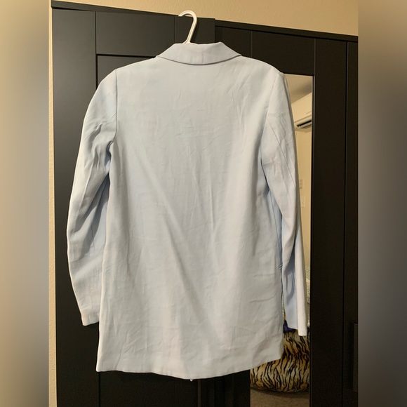 Blazer - Picture 2 of 3